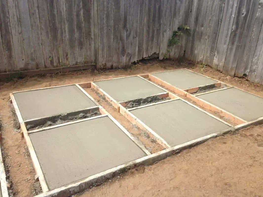 diy-building-your-own-concrete-patio-floor-clever-patio