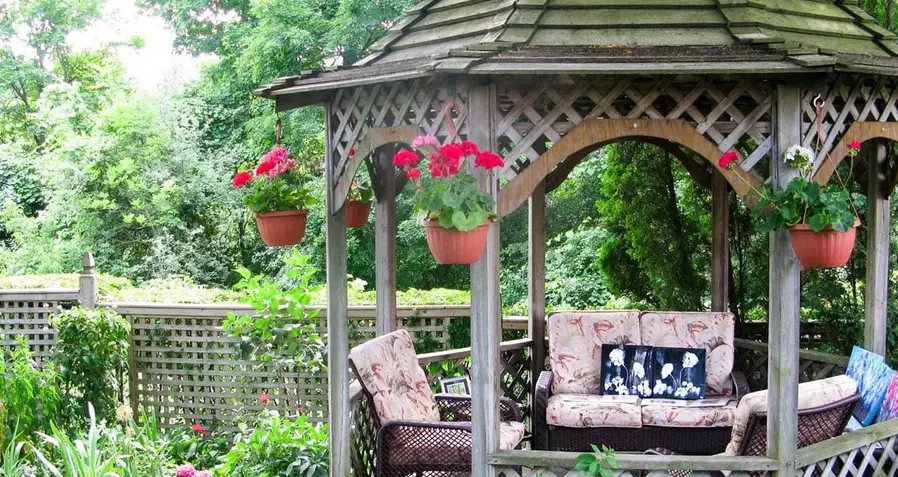 Garden Nook Ideas and Designs